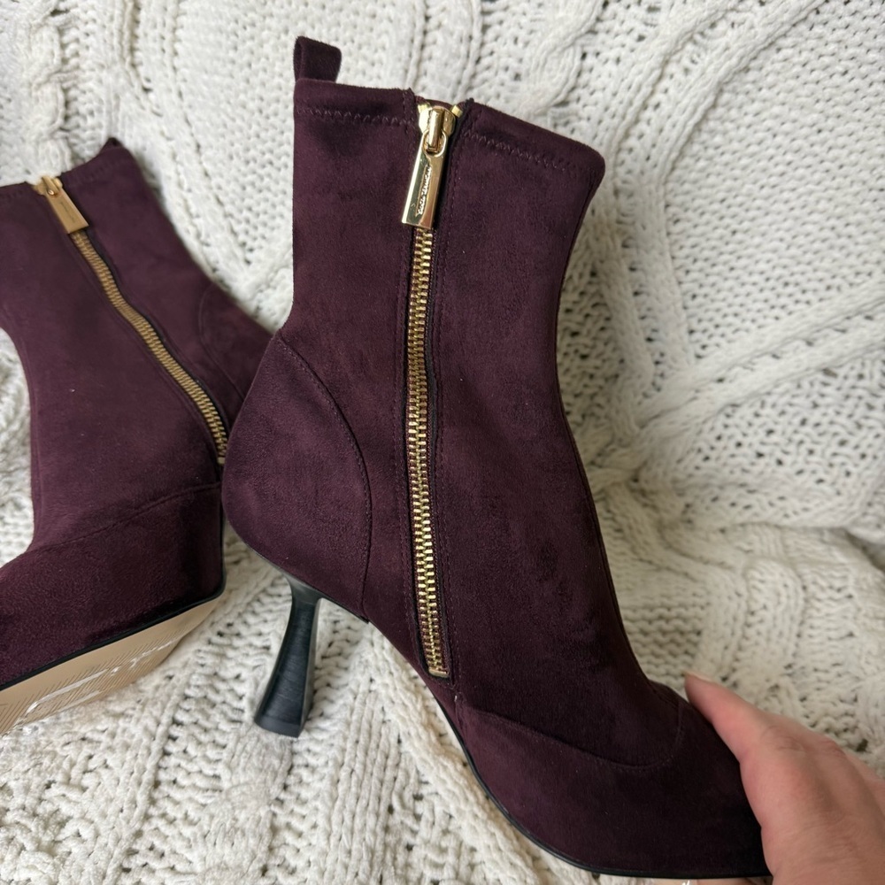 Michael Kors Clara Pointed Toe Ankle Boot Size 7.5 - Picture 7 of 10